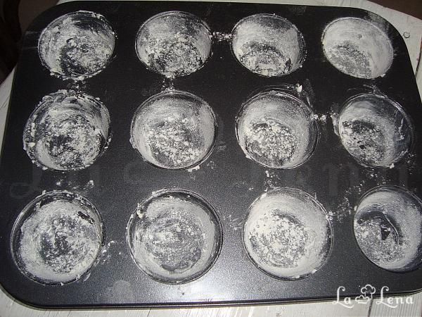 Muffins fără ouă, dar cu ciocolată - Pas 5