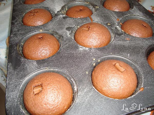 Muffins fara oua, dar cu ciocolata - Pas 9