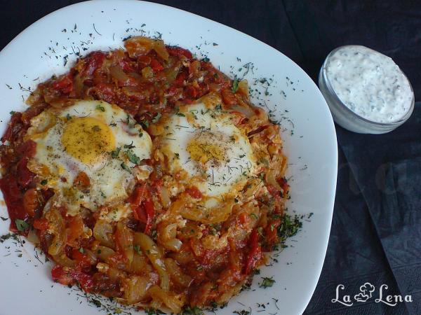 Ouă cu legume, în stil turcesc - Menemen - Pas 12