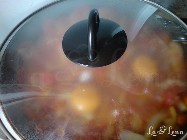 Ouă cu legume, în stil turcesc - Menemen - Pas 8