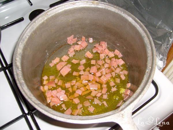 Tortellini cu sos alb - Pas 2