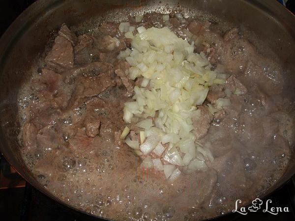 Carne brezata de vita cu legume - Pas 5