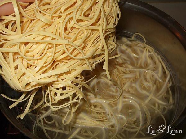 Paste "tagliolini" cu somon - Pas 8