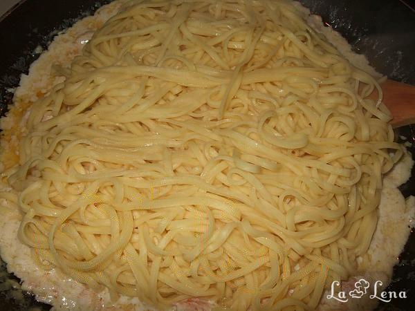 Paste "tagliolini" cu somon - Pas 9