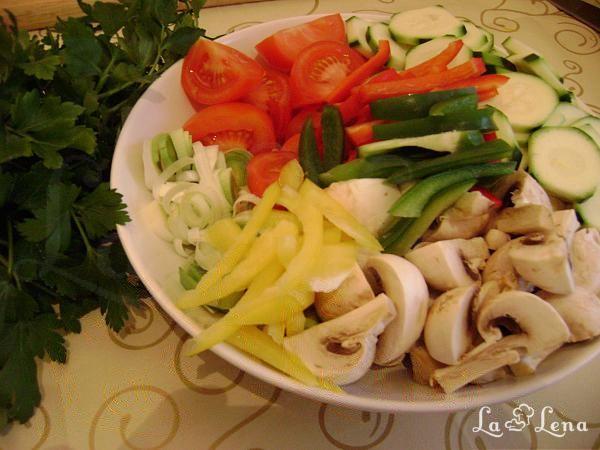 Piept de pui cu legume - Pas 4