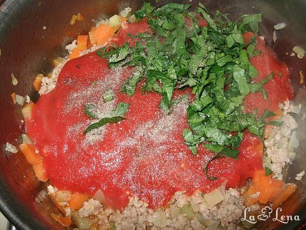 Paste "cappelletti" cu ragù - Pas 4