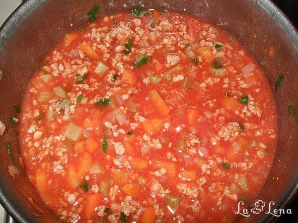 Paste "cappelletti" cu ragù - Pas 5
