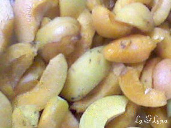 Tartă de caise - Pas 1
