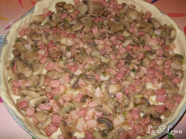 Tartă cu ciuperci și bacon - Pas 5