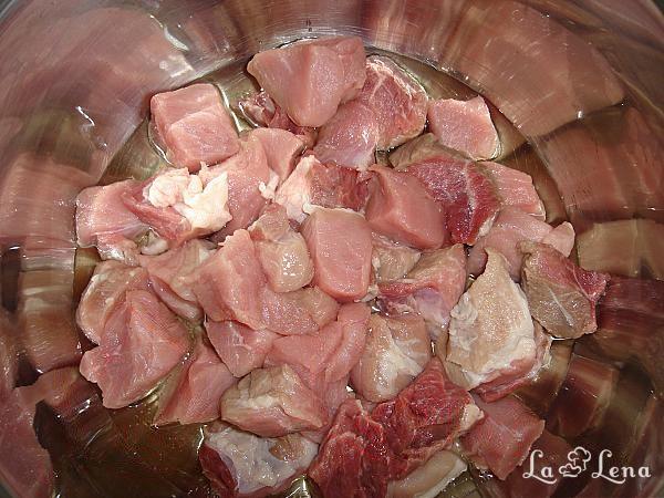 Mazăre cu carne - Pas 2