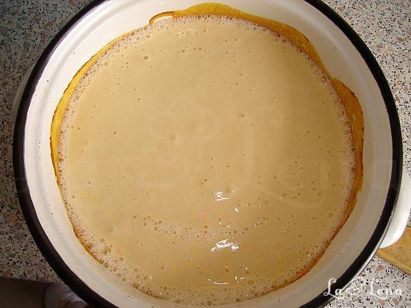 Tort  de crema de zahar ars - Pas 5
