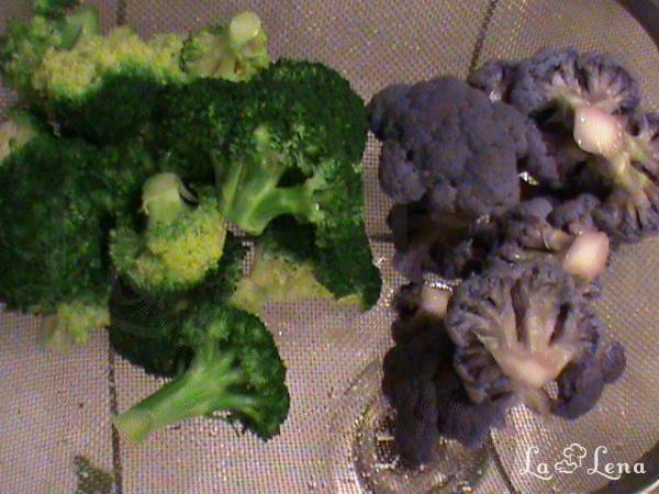 Chec cu branza si broccoli/conopida violeta - Pas 2