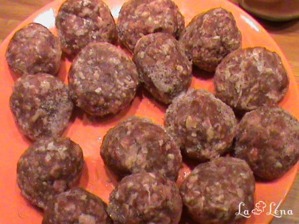 Chiftele cu sos de rosii - reteta marocana - Pas 2