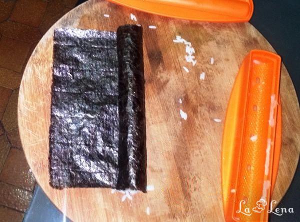 Sushi in stil Tupperware - Pas 8