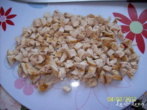 Salată de ciuperci cu pui și maioneză - Pas 3