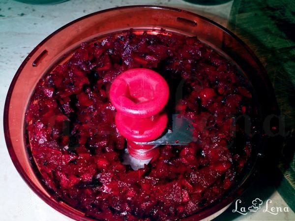 Salată de sfeclă roșie și nuci - Pas 3