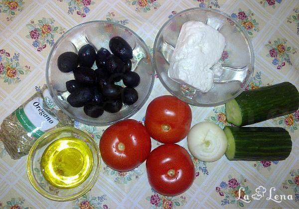 Salată grecească - Pas 1