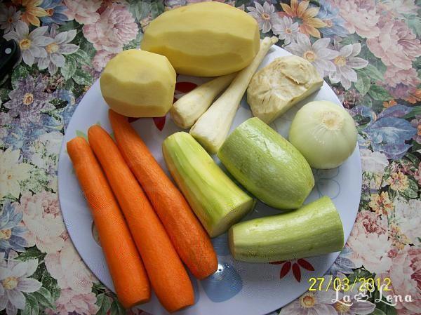 Ciorbă de legume de primăvară - Pas 1