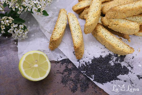 Biscotti italieni cu lăm&acirc;ie și mac - Pas 10