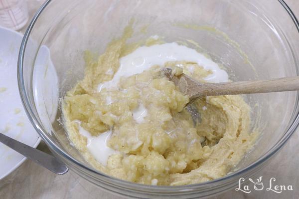 Biscuiți cu banane și nuci - Pas 3