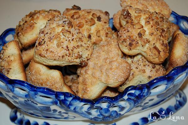 Biscuiti de casa cu nuca