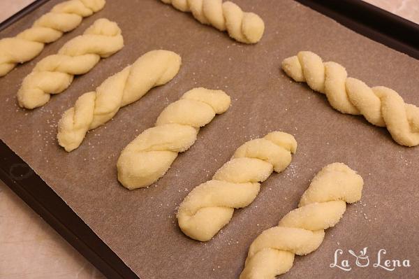 Biscuiți economici cu iaurt - Pas 11