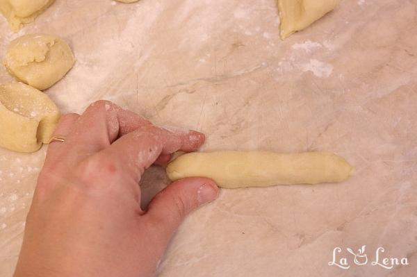 Biscuiți economici cu iaurt - Pas 7