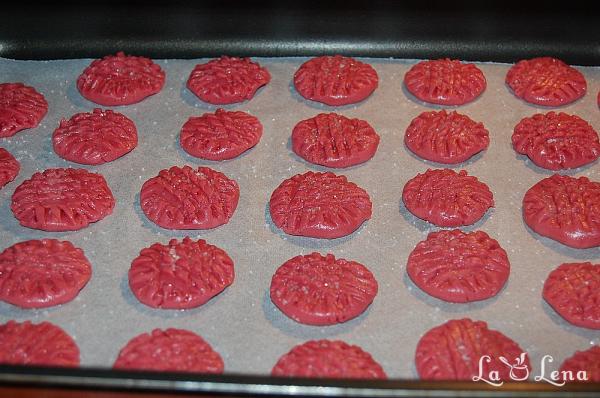 Biscuiți fragezi cu unt (German Butter Cookies) - Pas 11