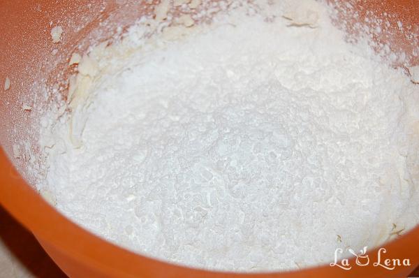 Biscuiți fragezi cu unt (German Butter Cookies) - Pas 3