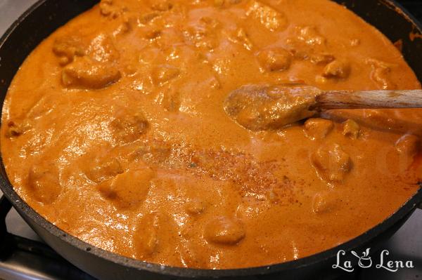Butter Chicken - Pui în stil indian cu sos cremos de roșii și unt - Pas 10