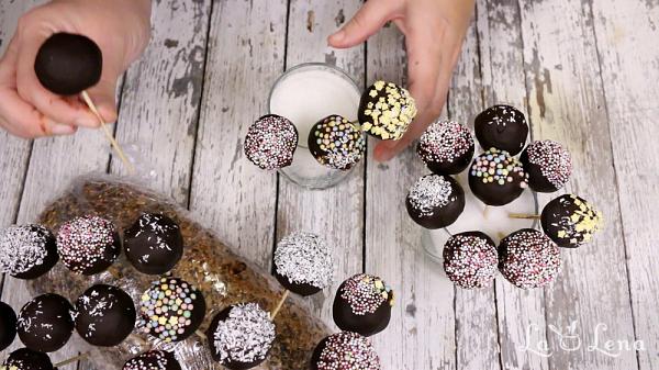 Cake Pops cu banane și ciocolată - Pas 23