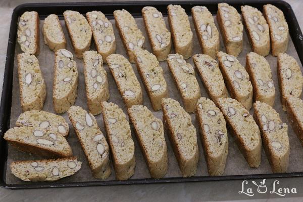 Cantucci sau Biscotti italieni - Pas 9