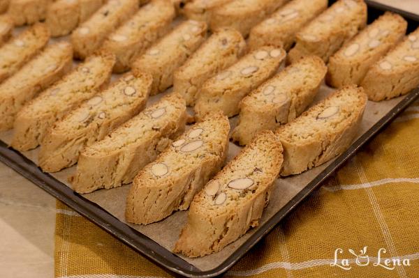 Cantucci sau Biscotti italieni