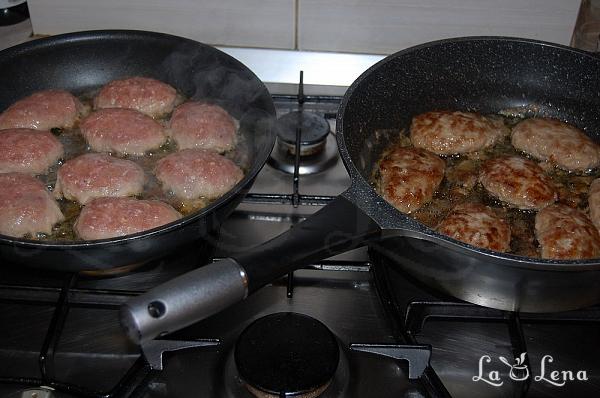 Chiftele din carne, fara paine sau pesmet - reteta low-carb - Pas 15