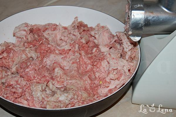 Chiftele din carne, fara paine sau pesmet - reteta low-carb - Pas 3