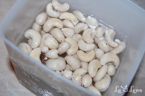 Ciorbă de burtă falsă (vegană, raw) - Pas 1