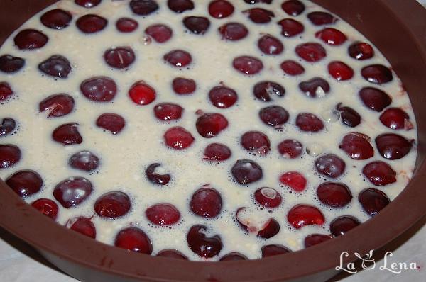Clafoutis cu cireșe - Pas 4