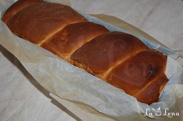 Cozonac de post cu Halva și Rahat - Pas 18