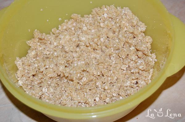 Crumble cu cireșe sau vișine - Pas 6
