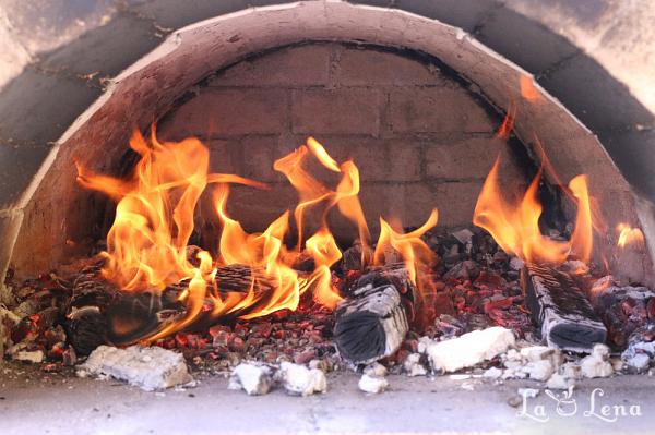 Cum se face focul in cuptorul cu lemne - Pas 8