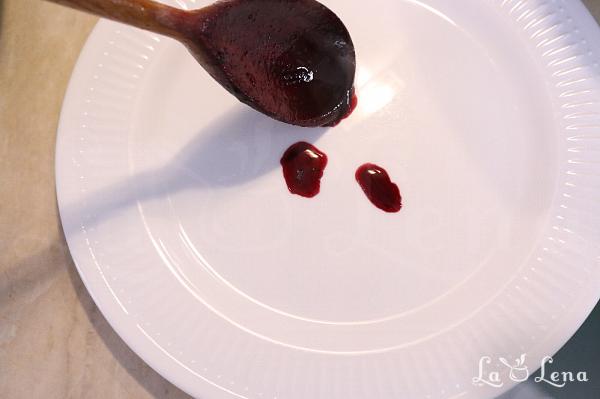 Dulceață de afine cu busuioc și lime - Pas 6