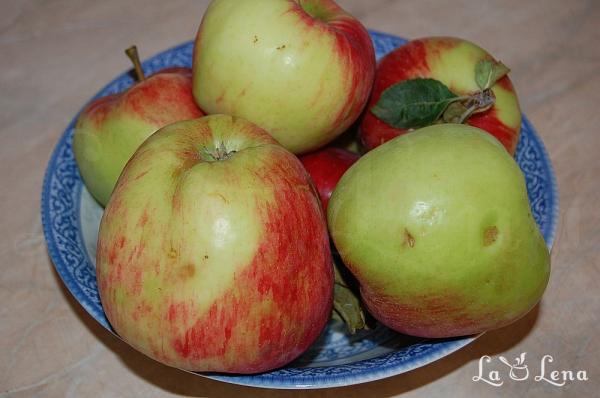 Dulceață de aronia, mere și nuci - Pas 5