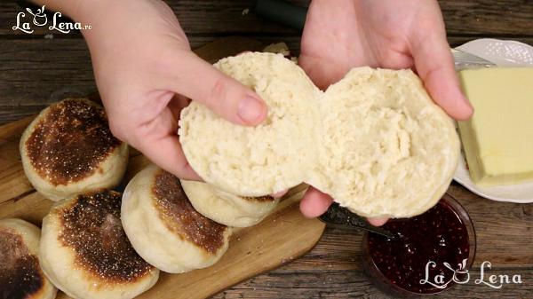 English Muffins, sau Chifle rapide la tigaie - Pas 18