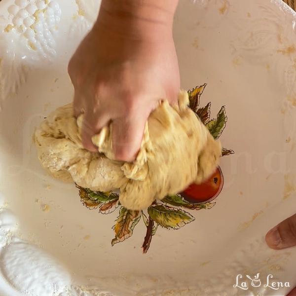Focaccia Grecească - Ladenia - Pas 6