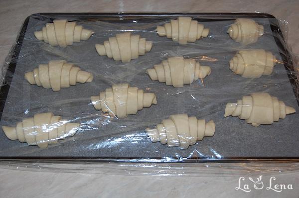 French Croissants - Pas 32