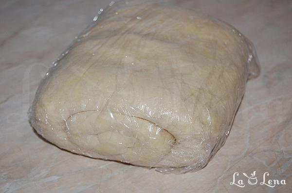 Galette des Rois - prajitura din foietaj cu crema de migdale - Pas 1