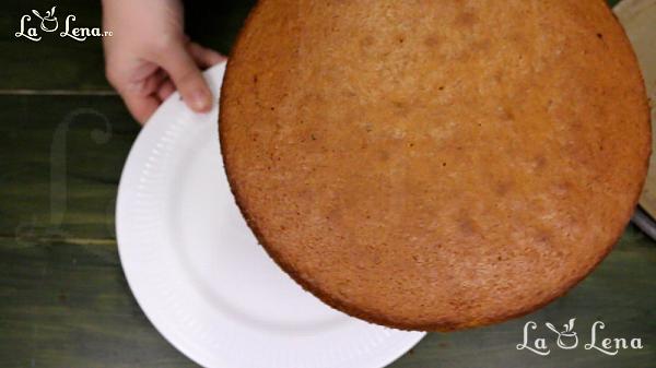 Gingerbread Cake, sau Prăjitură de Turtă Dulce - Pas 7