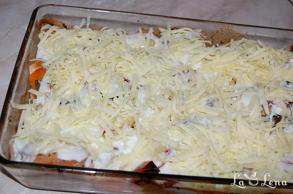 Legume la cuptor cu pui și sos alb - Pas 10