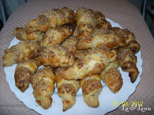 Mini croissante cu ciocolată