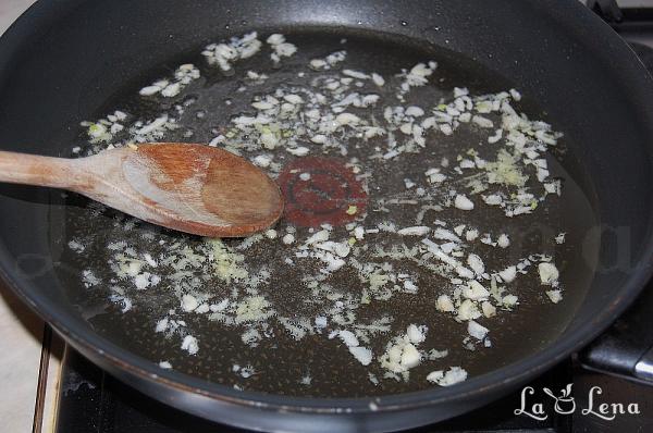Noodles chinezești cu creveți și legume - Pas 4